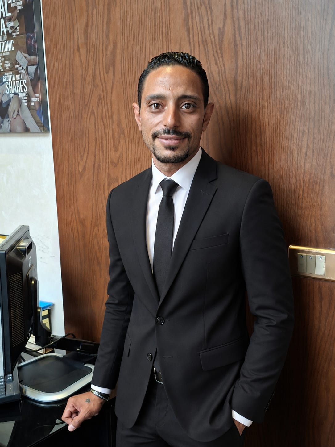 Remon Fayez, Representative