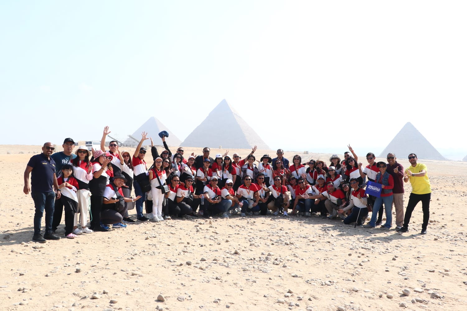 Giza Pyramids, Sphinx & Grand Egyptian Museum